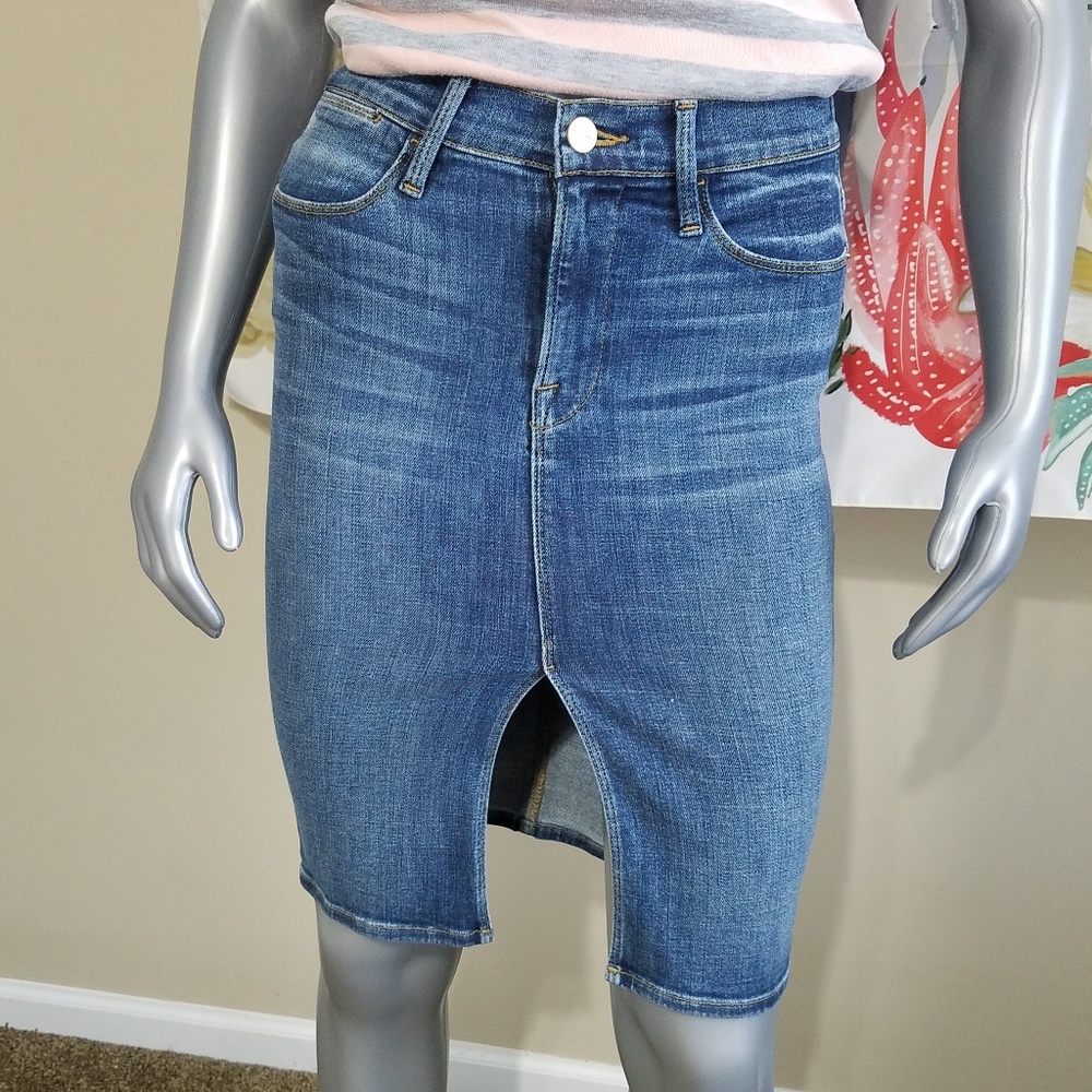 FRAME Denim Pencil Skirt